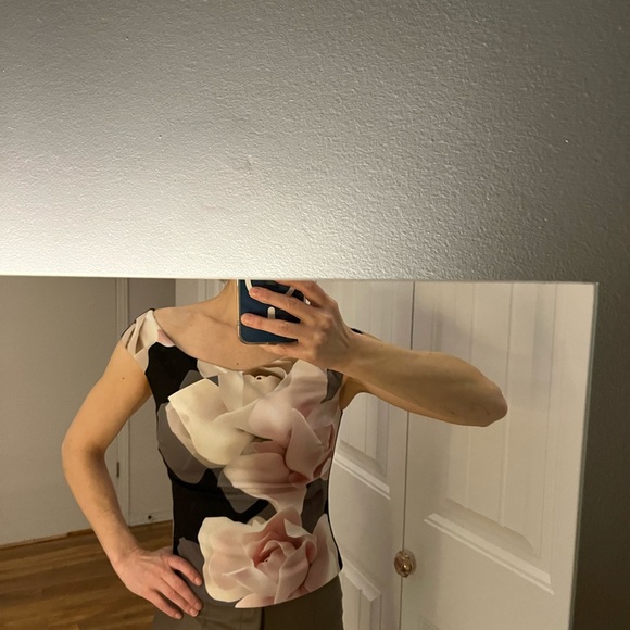 Off the shoulder top - Picture 6 of 8